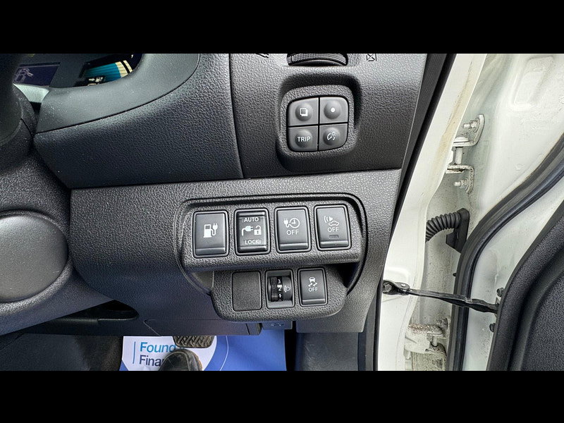 Nissan Leaf 30kWh Acenta Auto 5dr 5dr Automatic 2026