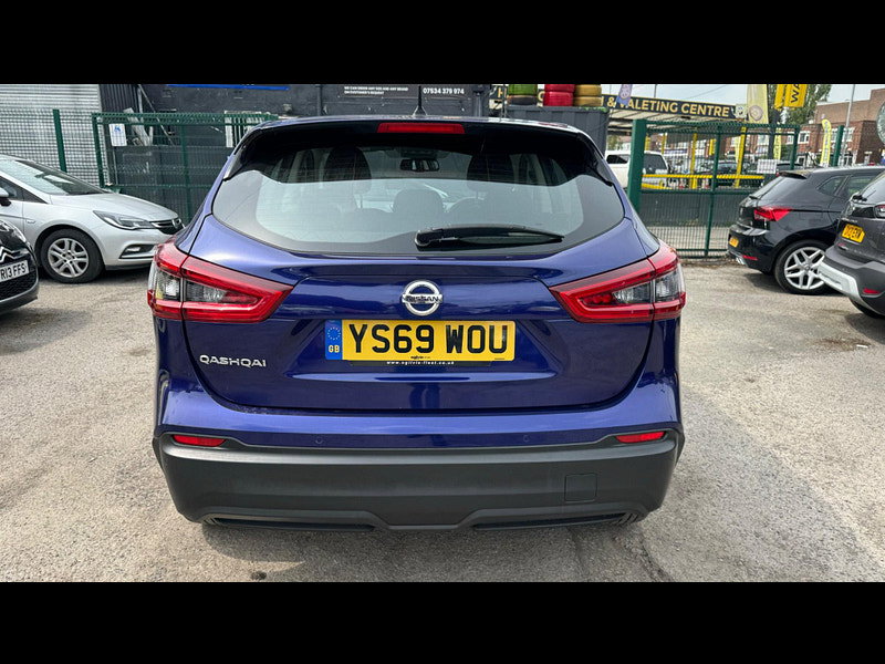 Nissan Qashqai 1.3 DIG-T Visia Euro 6 (s/s) 5dr 5dr Manual 2026