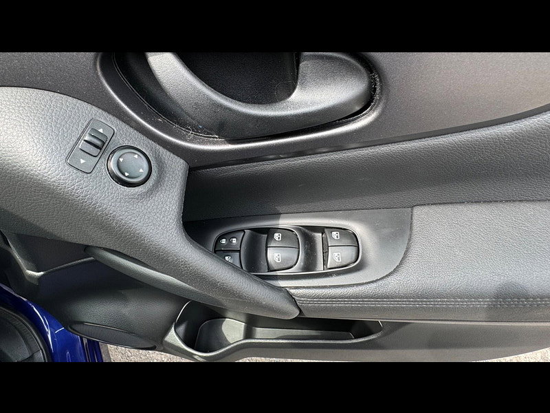 Nissan Qashqai 1.3 DIG-T Visia Euro 6 (s/s) 5dr 5dr Manual 2026