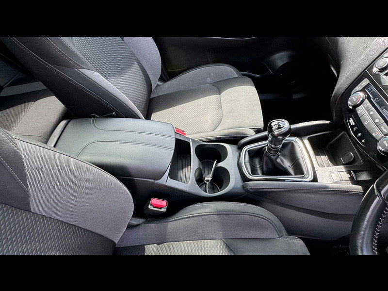 Nissan Qashqai 1.5 dCi N-Connecta Euro 6 (s/s) 5dr 5dr Manual 2026