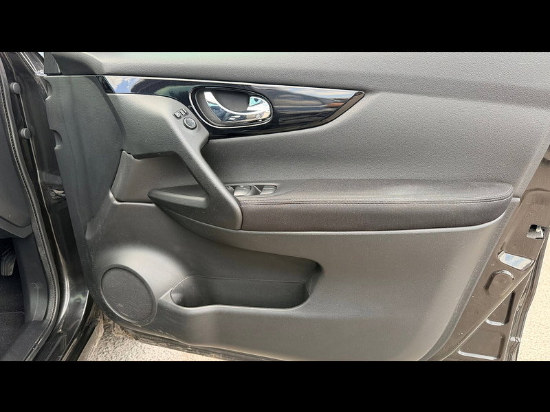 Nissan Qashqai 1.5 dCi N-Connecta SUV 5dr Diesel Manual 2WD Euro 6 (s/s) (110 ps) 5dr Manual 2026