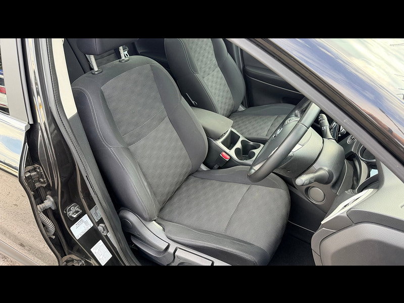 Nissan Qashqai 1.5 dCi N-Connecta SUV 5dr Diesel Manual 2WD Euro 6 (s/s) (110 ps) 5dr Manual 2026