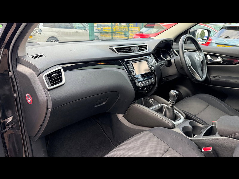 Nissan Qashqai 1.5 dCi N-Connecta SUV 5dr Diesel Manual 2WD Euro 6 (s/s) (110 ps) 5dr Manual 2026