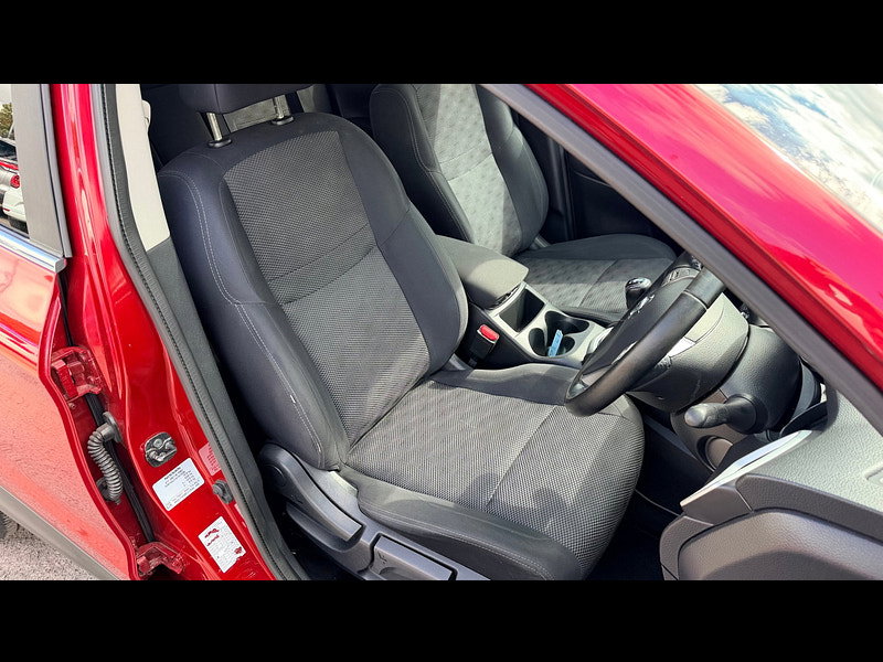 Nissan Qashqai 1.5 dCi n-tec SUV 5dr Diesel Manual 2WD Euro 6 (s/s) (110 ps) 5dr Manual 2026