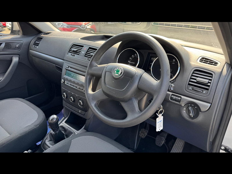 Skoda Yeti 2.0 TDI S Euro 5 5dr 5dr Manual 2026