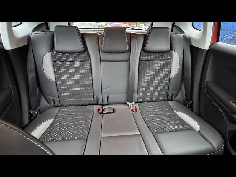Peugeot 2008 1.6 BlueHDi Allure Euro 6 (s/s) 5dr 5dr Manual 2026