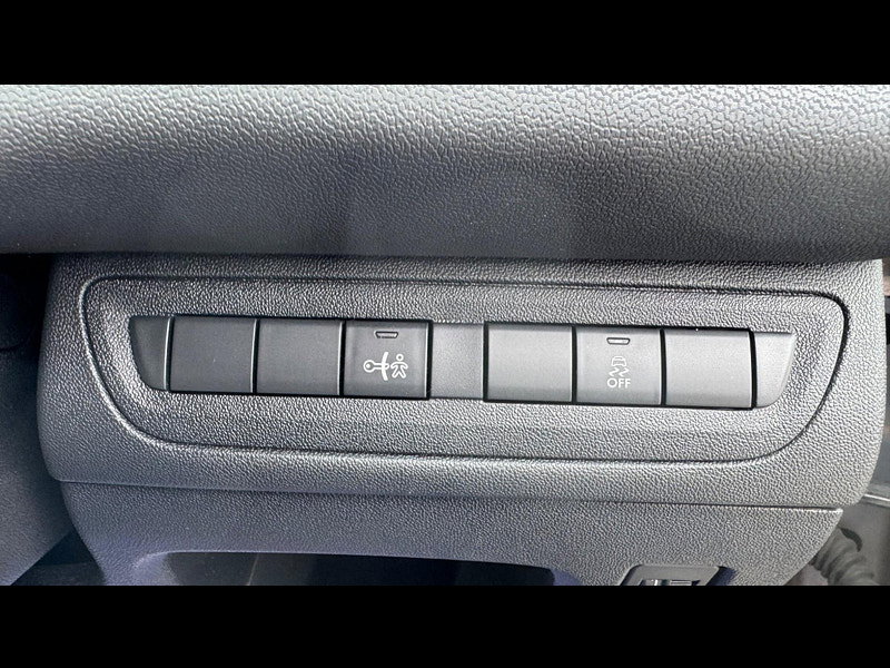 Peugeot 208 1.2 VTi Active Euro 5 5dr 5dr Manual 2026