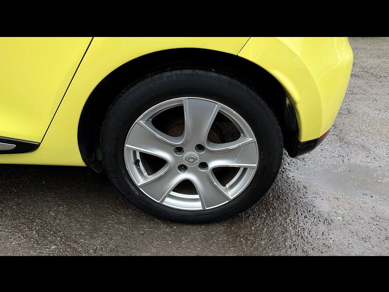 Renault Clio 1.2 16V Dynamique MediaNav Hatchback 5dr Petrol Manual Euro 5 (75 ps) 5dr Manual 2026