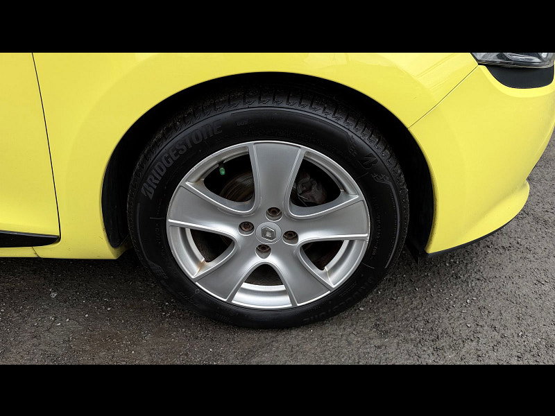 Renault Clio 1.2 16V Dynamique MediaNav Hatchback 5dr Petrol Manual Euro 5 (75 ps) 5dr Manual 2026
