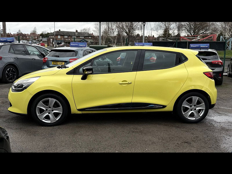 Renault Clio 1.2 16V Dynamique MediaNav Hatchback 5dr Petrol Manual Euro 5 (75 ps) 5dr Manual 2026