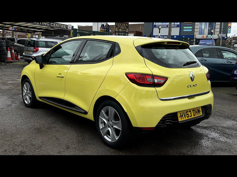 Renault Clio 1.2 16V Dynamique MediaNav Hatchback 5dr Petrol Manual Euro 5 (75 ps) 5dr Manual 2026