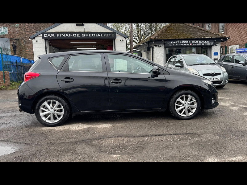 Toyota Auris 1.6 V-Matic Icon Euro 5 5dr 5dr Manual 2026