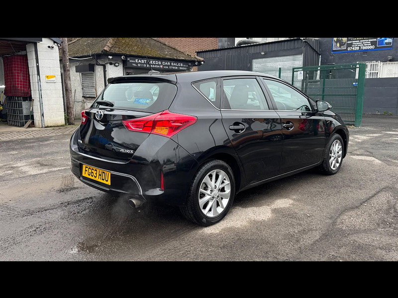 Toyota Auris 1.6 V-Matic Icon Euro 5 5dr 5dr Manual 2026