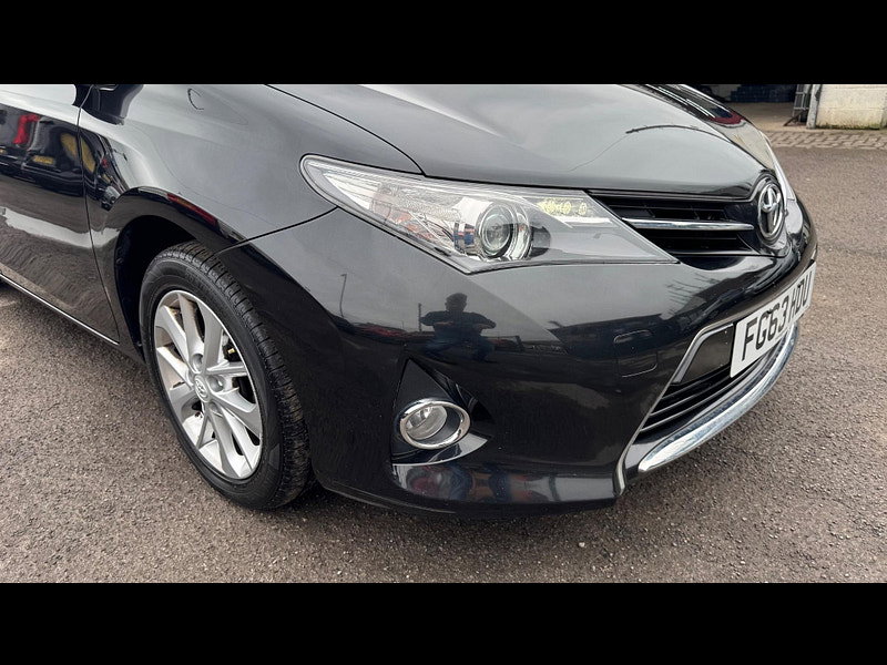 Toyota Auris 1.6 V-Matic Icon Euro 5 5dr 5dr Manual 2026