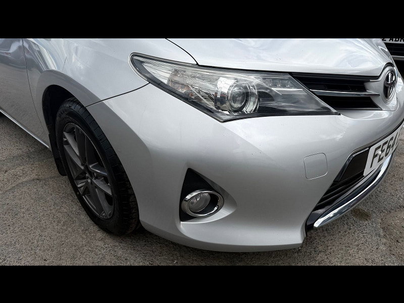 Toyota Auris 1.6 V-Matic Icon Plus Hatchback 5dr Petrol Manual Euro 5 (132 ps) 5dr Manual 2026