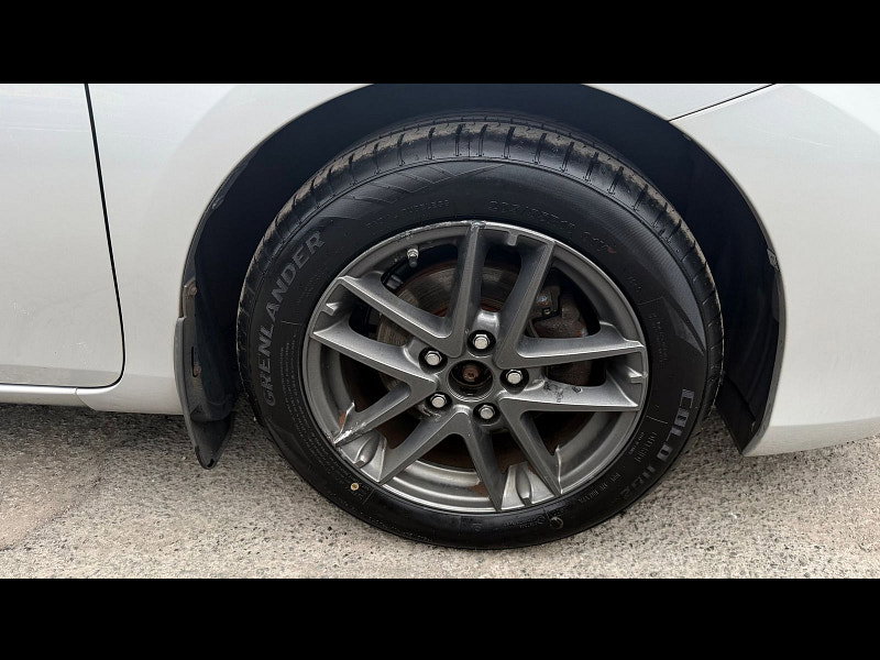 Toyota Auris 1.6 V-Matic Icon Plus Hatchback 5dr Petrol Manual Euro 5 (132 ps) 5dr Manual 2026