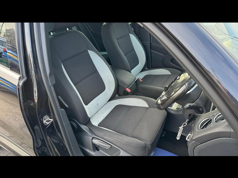 Volkswagen Tiguan 2.0 TDI BlueMotion Tech R-Line 4WD Euro 5 (s/s) 5dr (Nav) 5dr Manual 2026
