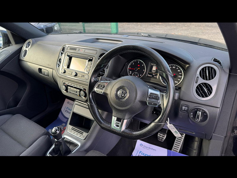 Volkswagen Tiguan 2.0 TDI BlueMotion Tech R-Line 4WD Euro 5 (s/s) 5dr (Nav) 5dr Manual 2026