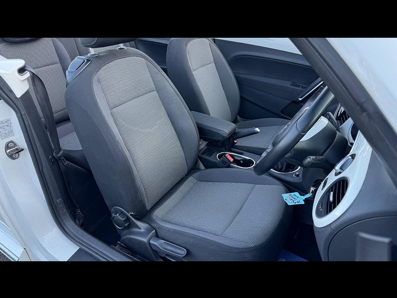 Volkswagen Beetle 1.6 TDI BlueMotion Tech Design Cabriolet Euro 5 (s/s) 2dr 2dr Manual 2026