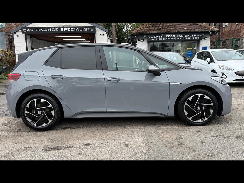 Volkswagen ID.3 Pro Performance 58kWh Life Auto 5dr 5dr Automatic 2026