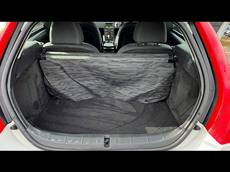 Volvo C30 2.0 R-Design Lux Sports Coupe Euro 5 3dr 3dr Manual 2026
