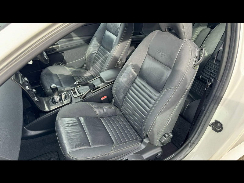 Volvo C30 2.0 R-Design Lux Sports Coupe Euro 5 3dr 3dr Manual 2026
