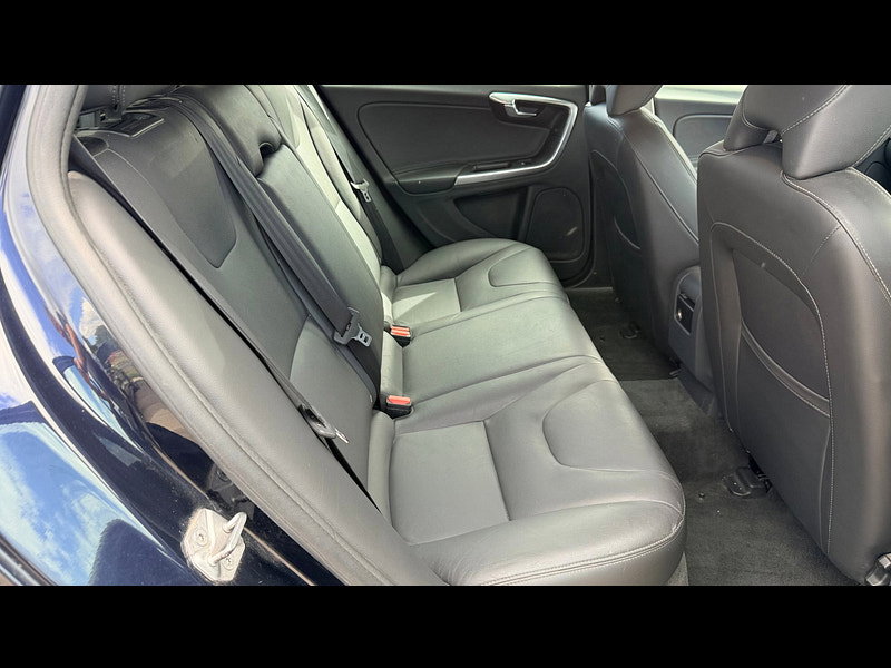 Volvo V60 2.0 D2 Business Edition Lux Estate 5dr Diesel Manual Euro 6 (s/s) (120 ps) 5dr Manual 2026