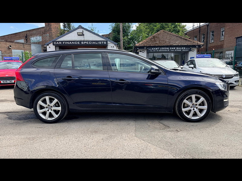 Volvo V60 2.0 D2 Business Edition Lux Estate 5dr Diesel Manual Euro 6 (s/s) (120 ps) 5dr Manual 2026