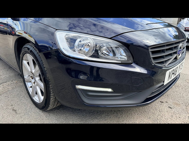 Volvo V60 2.0 D2 Business Edition Lux Estate 5dr Diesel Manual Euro 6 (s/s) (120 ps) 5dr Manual 2026