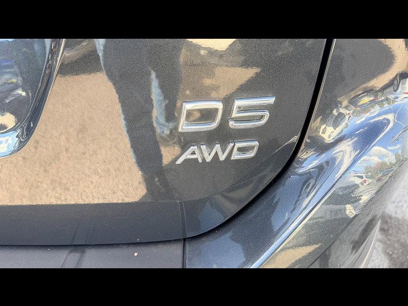 Volvo XC60 2.4 D5 R-Design SUV 5dr Diesel Manual AWD Euro 5 (s/s) (215 ps) 5dr Manual 2026