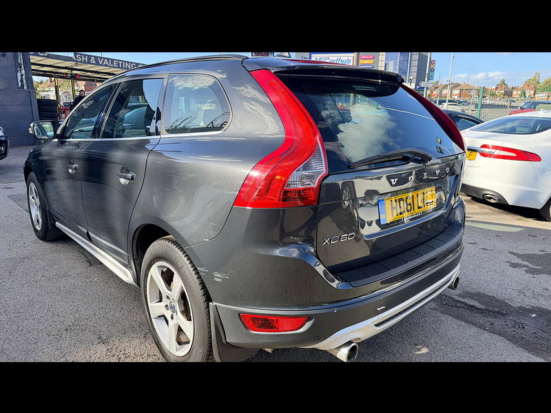 Volvo XC60 2.4 D5 R-Design SUV 5dr Diesel Manual AWD Euro 5 (s/s) (215 ps) 5dr Manual 2026