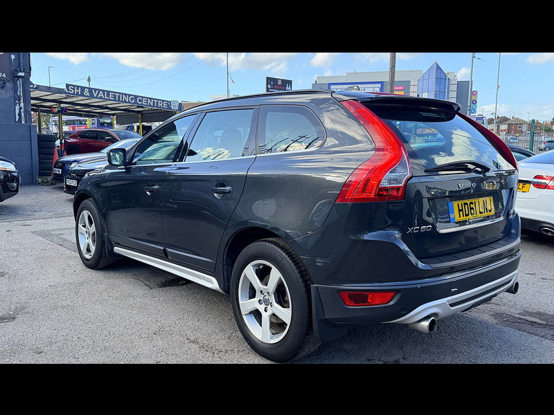 Volvo XC60 2.4 D5 R-Design SUV 5dr Diesel Manual AWD Euro 5 (s/s) (215 ps) 5dr Manual 2026