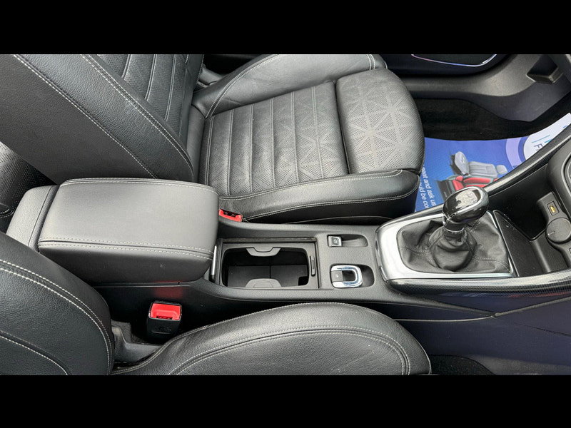 Vauxhall Cascada 2.0 CDTi Elite Euro 5 (s/s) 2dr 2dr Manual 2026