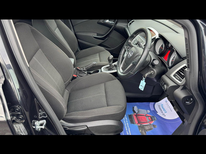 Vauxhall Astra 1.4i Turbo SRi Euro 6 5dr 5dr Manual 2026