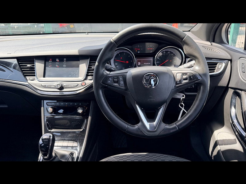 Vauxhall Astra 1.6 CDTi BlueInjection SRi Hatchback 5dr Diesel Manual Euro 6 (s/s) (136 ps) 5dr Manual 2026