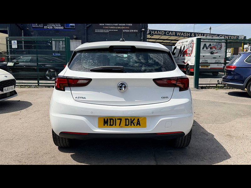 Vauxhall Astra 1.6 CDTi BlueInjection SRi Hatchback 5dr Diesel Manual Euro 6 (s/s) (136 ps) 5dr Manual 2026