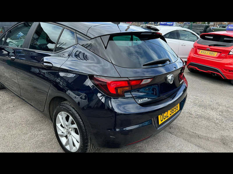 Vauxhall Astra 1.6 CDTi ecoTEC BlueInjection Tech Line Nav Euro 6 (s/s) 5dr 5dr Manual 2026