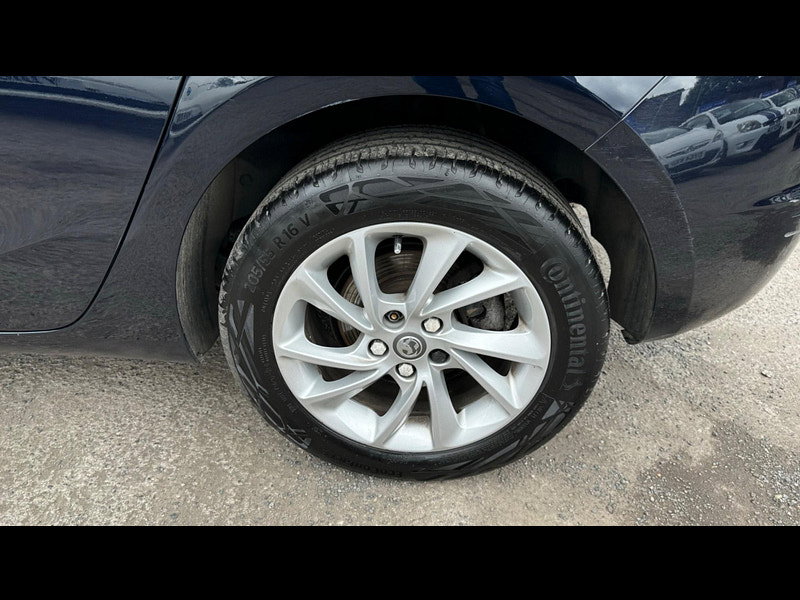 Vauxhall Astra 1.6 CDTi ecoTEC BlueInjection Tech Line Nav Euro 6 (s/s) 5dr 5dr Manual 2026