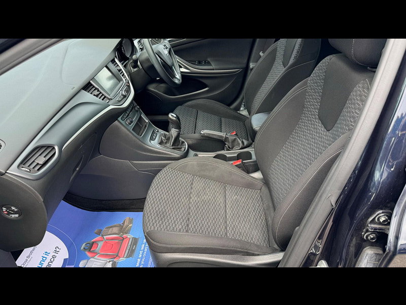 Vauxhall Astra 1.6 CDTi ecoTEC BlueInjection Tech Line Nav Euro 6 (s/s) 5dr 5dr Manual 2026