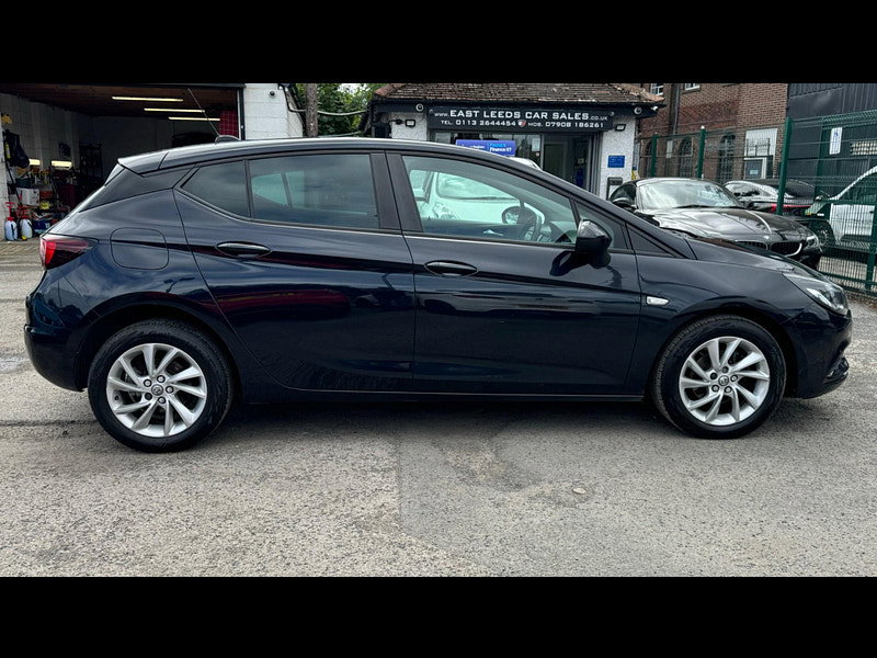 Vauxhall Astra 1.6 CDTi ecoTEC BlueInjection Tech Line Nav Euro 6 (s/s) 5dr 5dr Manual 2026