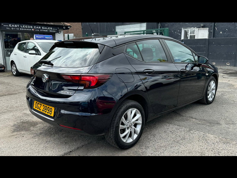 Vauxhall Astra 1.6 CDTi ecoTEC BlueInjection Tech Line Nav Euro 6 (s/s) 5dr 5dr Manual 2026