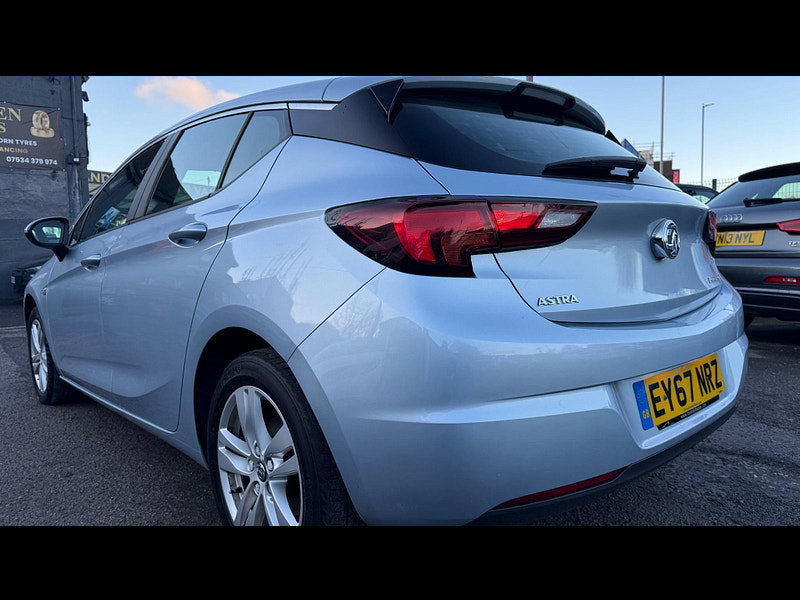 Vauxhall Astra 1.6 CDTi ecoTEC BlueInjection Tech Line Nav Euro 6 (s/s) 5dr 5dr Manual 2026