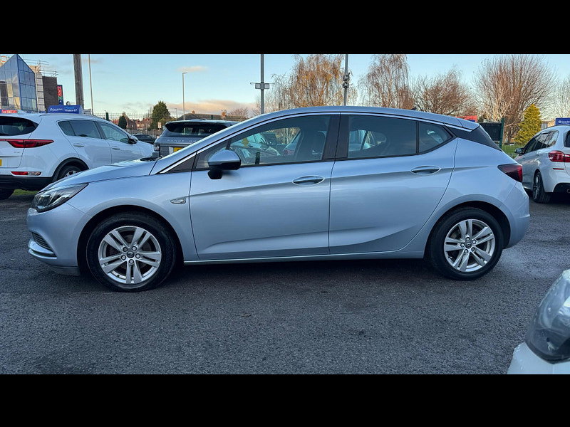 Vauxhall Astra 1.6 CDTi ecoTEC BlueInjection Tech Line Nav Euro 6 (s/s) 5dr 5dr Manual 2026