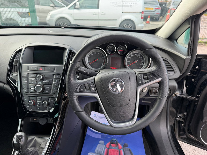 Vauxhall Astra GTC 1.4i Turbo SRi Coupe 3dr Petrol Manual Euro 6 (s/s) (140 ps) 3dr Manual 2026
