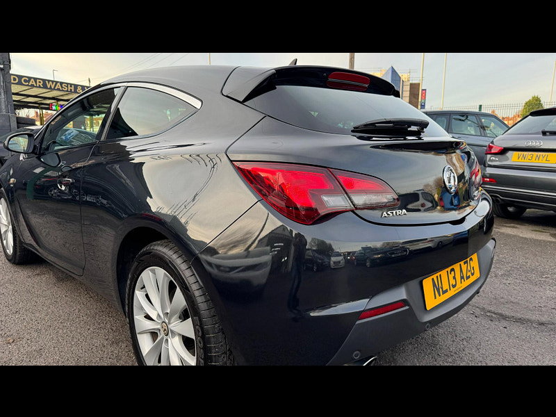 Vauxhall Astra GTC 2.0 CDTi SRi Euro 5 (s/s) 3dr 3dr Manual 2026