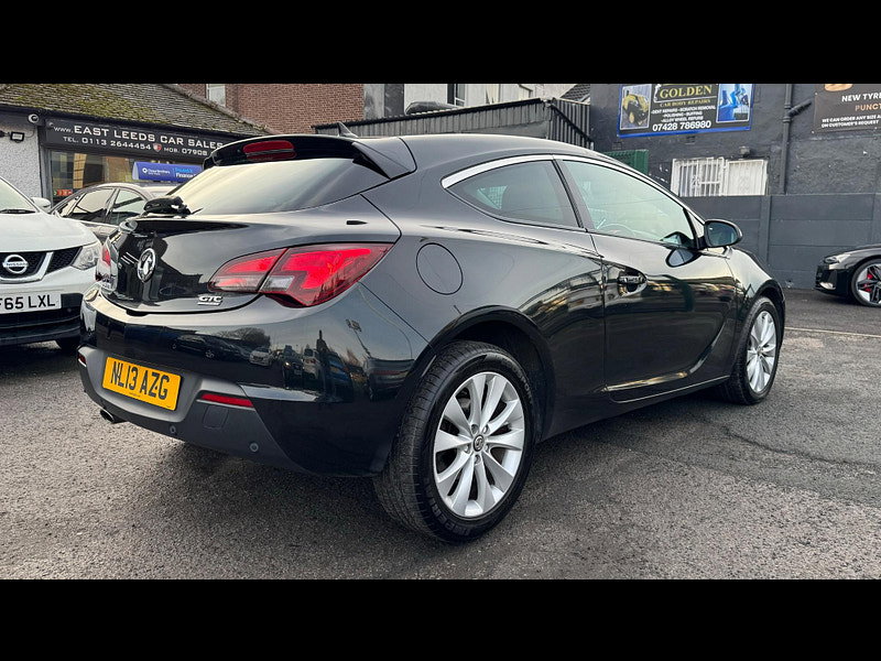 Vauxhall Astra GTC 2.0 CDTi SRi Euro 5 (s/s) 3dr 3dr Manual 2026