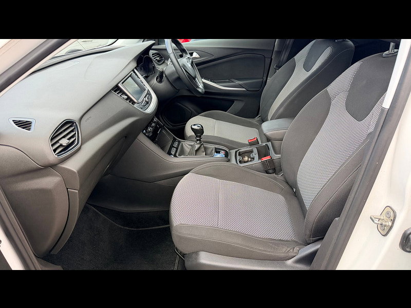 Vauxhall Grandland X 1.2 Turbo SE SUV 5dr Petrol Manual Euro 6 (s/s) (130 ps) 5dr Manual 2026
