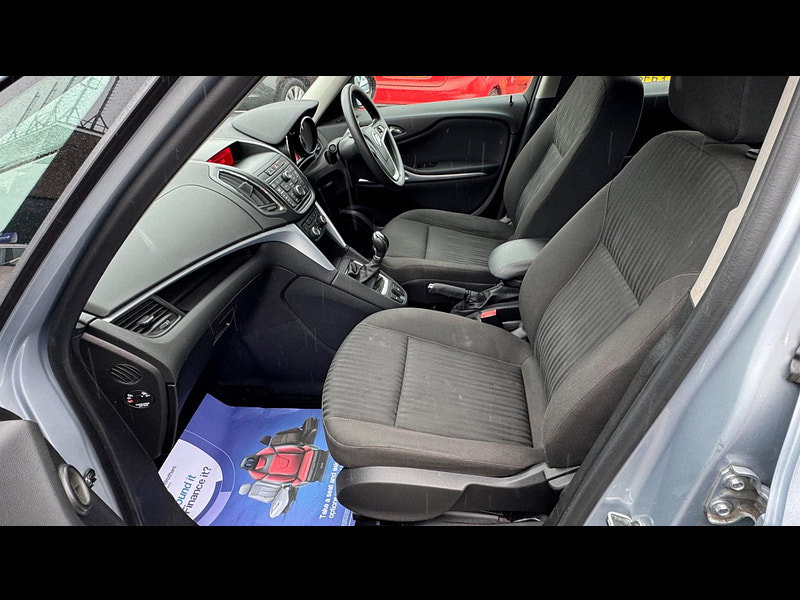 Vauxhall Zafira Tourer 1.4i Turbo Exclusiv Euro 6 5dr 5dr Manual 2026