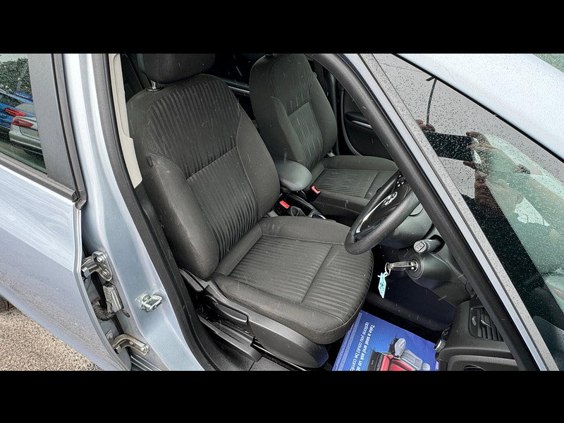 Vauxhall Zafira Tourer 1.4i Turbo Exclusiv Euro 6 5dr 5dr Manual 2026