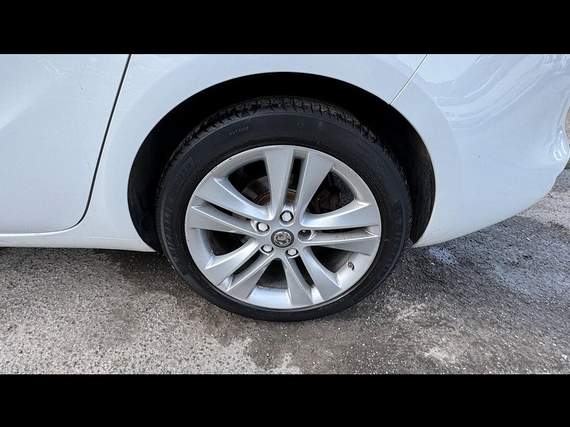Vauxhall Zafira Tourer 1.4i Turbo SRi Euro 6 5dr 5dr Manual 2026